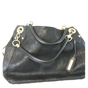 Cynthia Rowley Bags - Cynthia Rowley handbag Cynthia Rowley Bags - Cynthia Rowley handbag